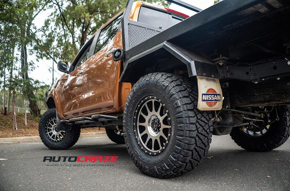 NISSAN NAVARA CALIBRE SATIN BLACK MACHINED FACE